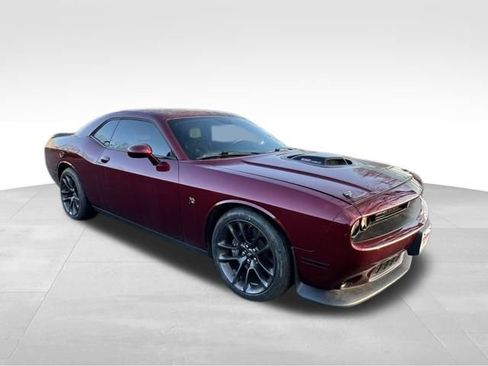 Used 2021 Dodge Challenger R/T Scat Pack w/ Shaker Package image 11