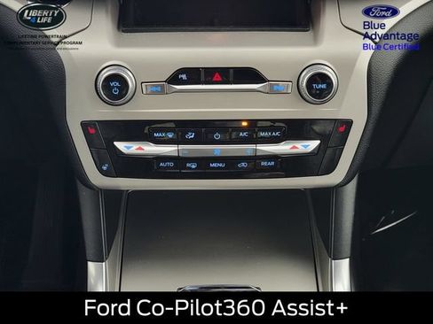 Certified 2023 Ford Explorer XLT w/ Equipment Group 202A AWD/4WD image 25