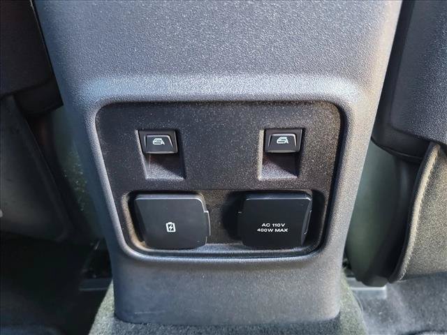 Used 2024 Ford Bronco Badlands AWD/4WD image 17