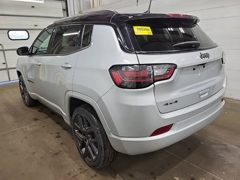 Used 2025 Jeep Compass Limited w/ High Altitude Package AWD/4WD image 4