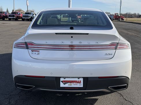 Used 2019 Lincoln MKZ Reserve image 4