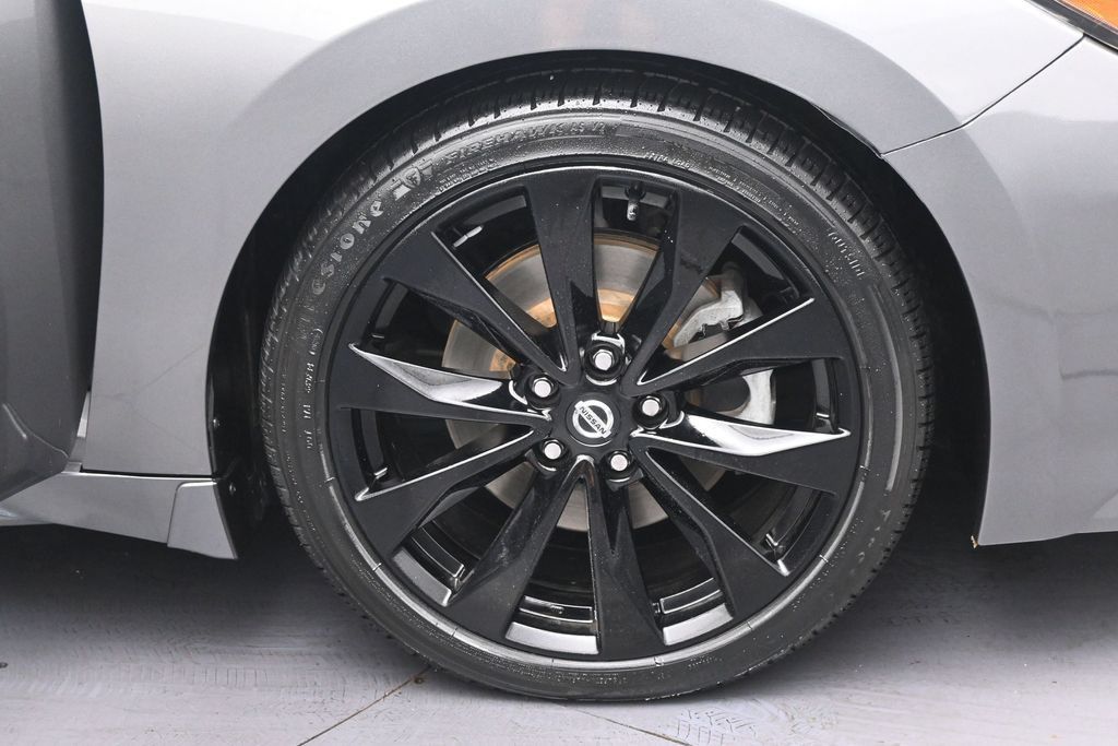 Used 2020 Nissan Maxima SR w/ Illumination Package FWD image 36