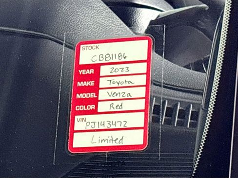 Used 2023 Toyota Venza Limited AWD/4WD image 25