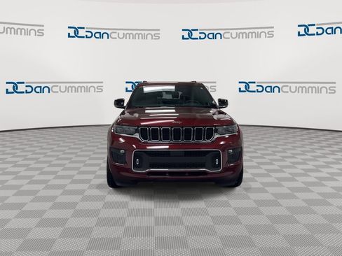 Used 2021 Jeep Grand Cherokee L Overland w/ Luxury Tech Group IV image 3