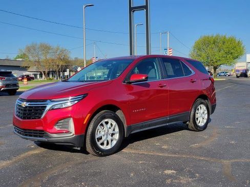 Used 2024 Chevrolet Equinox LT AWD/4WD image 4