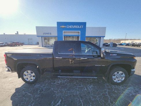 Used 2021 Chevrolet Silverado 3500 LTZ w/ LTZ Plus Package image 6