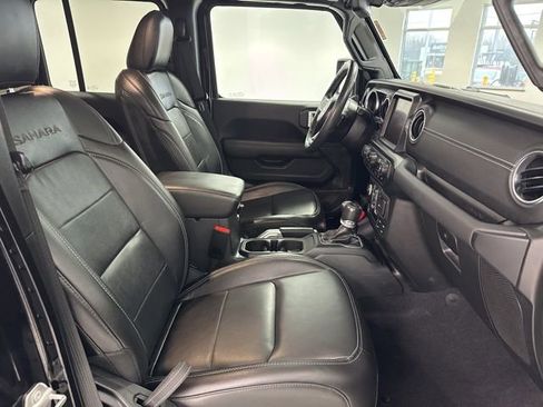 Used 2023 Jeep Wrangler Unlimited Sahara w/ Cold Weather Group image 26