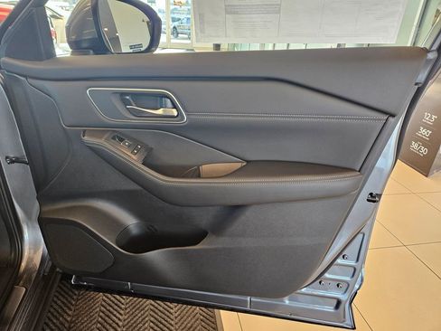 New 2026 Nissan Rogue Platinum w/ Tech Package image 24