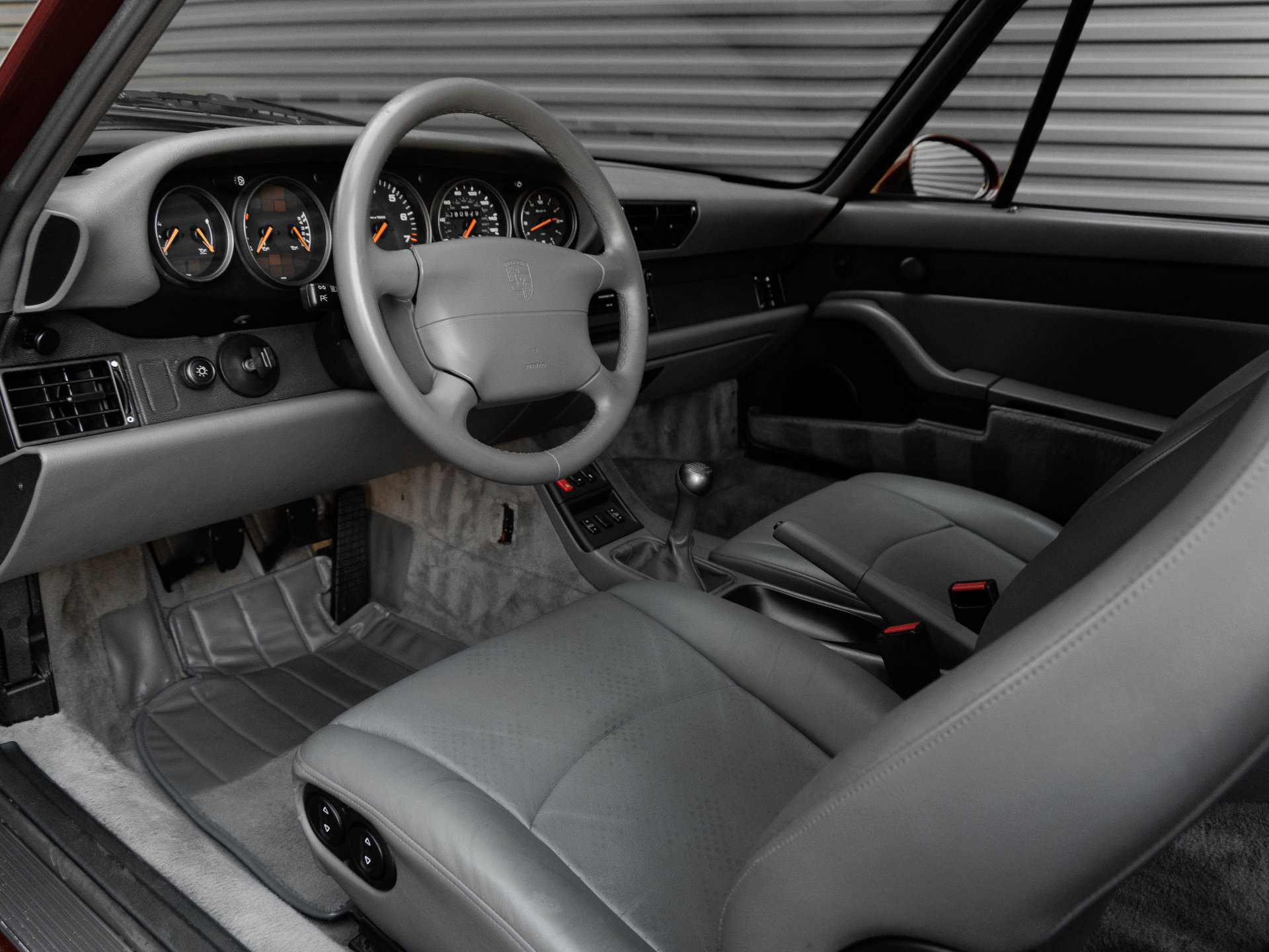 Used 1997 Porsche 911 Carrera S RWD image 4