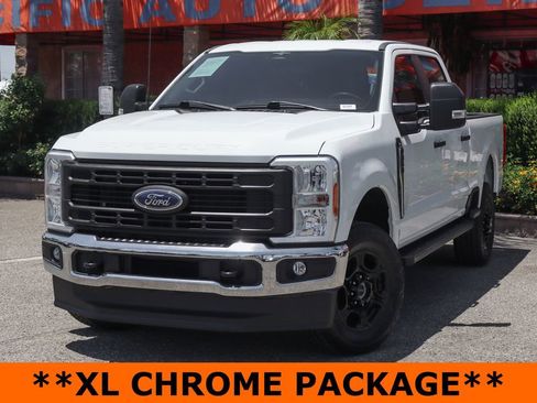 Used 2023 Ford F350 XL w/ XL Driver Assist Package AWD/4WD image 4