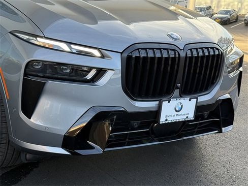 Certified 2024 BMW X7 xDrive40i w/ M Sport Package image 9