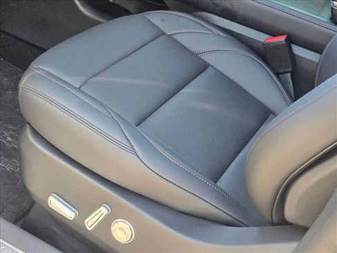 New 2026 Lincoln Nautilus Premier image 4