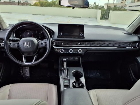 Used 2023 Honda Civic EX-L image 10