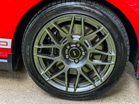 Used 2012 Ford Mustang Shelby GT500 w/ SVT Performance Pkg RWD image 34