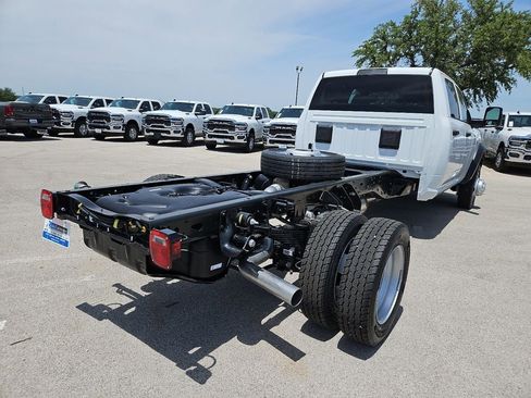 New 2026 RAM 5500 Tradesman AWD/4WD image 7