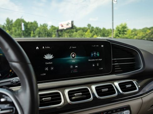 Used 2020 Mercedes-Benz GLE 350 image 25