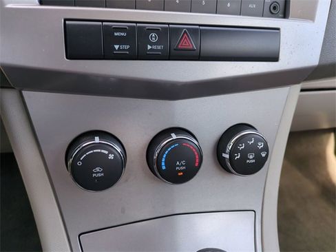 Used 2010 Chrysler Sebring Touring image 23