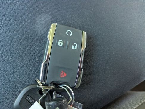 Used 2022 GMC Canyon Denali RWD image 29