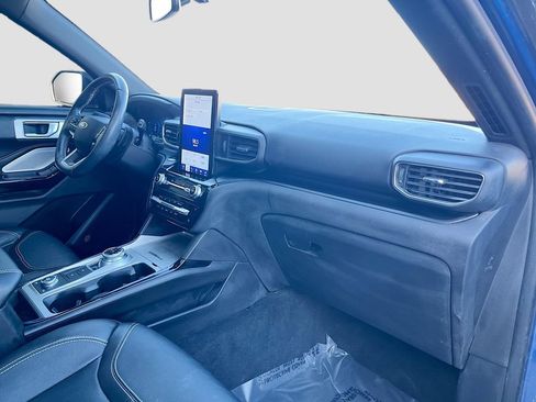 Used 2022 Ford Explorer ST w/ Equipment Group 401A AWD/4WD image 32