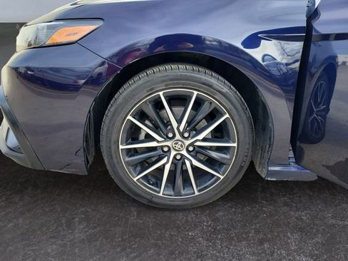 Used 2021 Toyota Camry SE image 25
