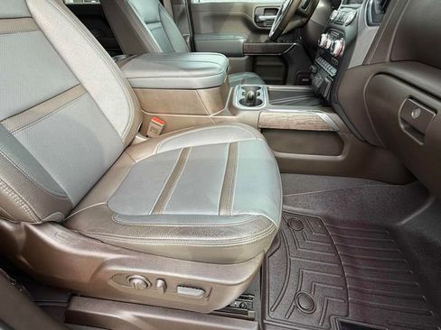 Used 2023 GMC Sierra 3500 Denali image 18