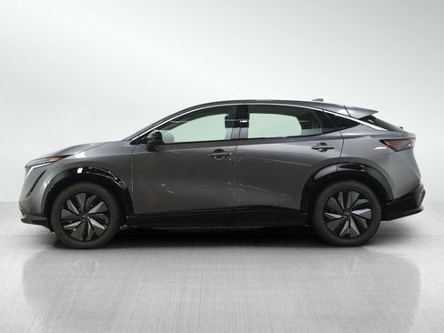 Used 2023 Nissan Ariya FWD image 2