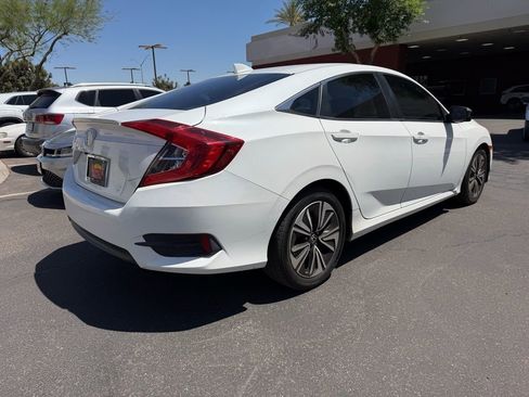 Used 2018 Honda Civic EX-T image 4