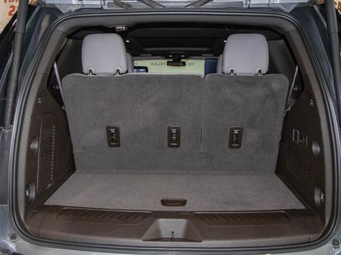 Used 2021 GMC Yukon SLT w/ SLT Luxury Plus Package AWD/4WD image 26