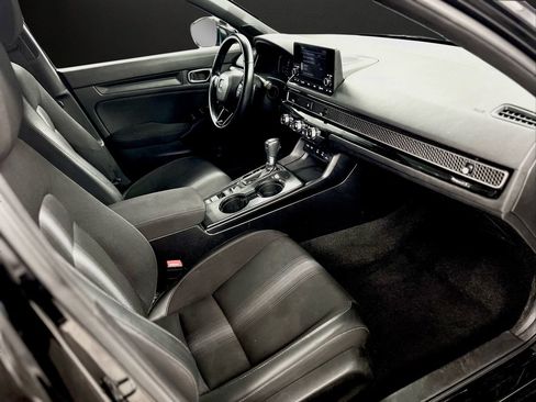 Used 2025 Honda Civic Sport image 13