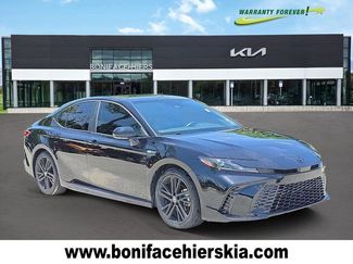 Used 2026 Toyota Camry Hybrid w/ Multimedia Upgrade Package FWD video 1