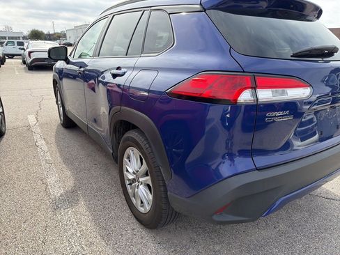 Used 2024 Toyota Corolla Cross LE image 6