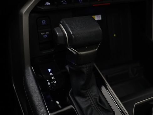 Used 2024 Toyota Tundra Limited AWD/4WD image 13