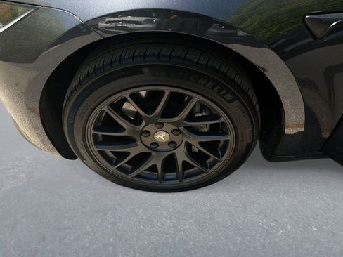 Used 2025 Tesla Model 3 Long Range RWD image 18
