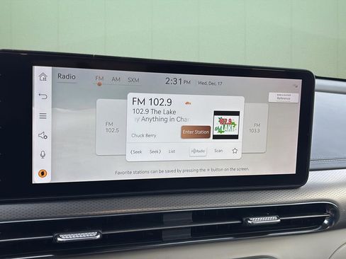 Certified 2023 Genesis GV60 Advanced image 31