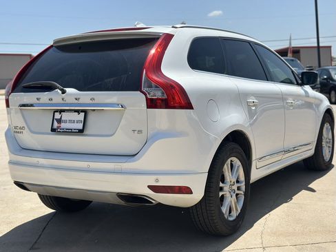 Used 2016 Volvo XC60 T5 Premier w/ Proximity Package FWD image 5