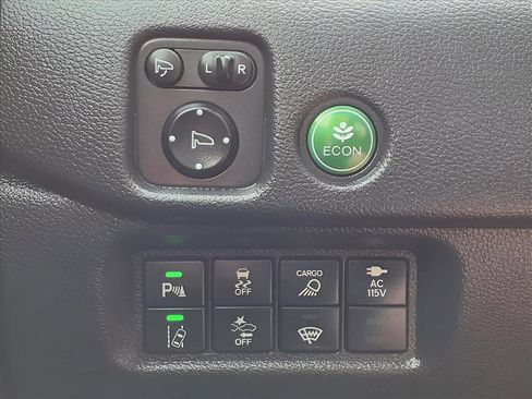 Used 2025 Honda Ridgeline Black Edition image 21