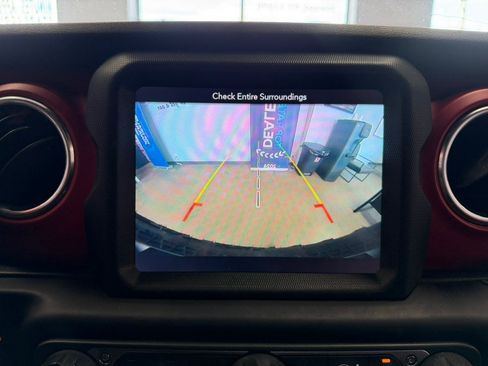 Used 2019 Jeep Wrangler Unlimited Rubicon AWD/4WD image 50