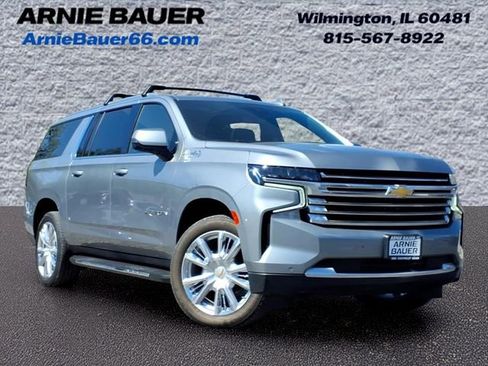 Used 2024 Chevrolet Suburban High Country AWD/4WD image 1
