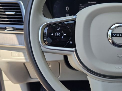 Certified 2025 Volvo XC90 T8 Plus w/ Protection Package Premier image 30