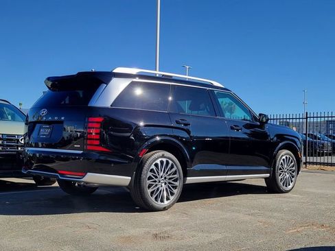 New 2026 Hyundai Palisade Calligraphy image 2