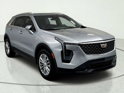 Certified 2024 Cadillac XT4 Premium Luxury w/ Cold Weather Package FWD image 7