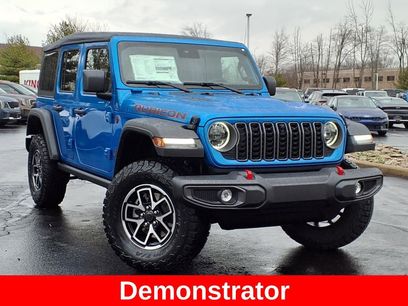 New 2025 Jeep Wrangler Unlimited Rubicon w/ Technology Group