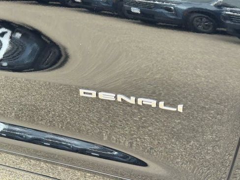 New 2026 GMC Acadia Denali w/ Super Cruise Package image 12