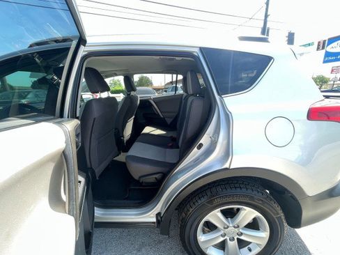 Used 2013 Toyota RAV4 XLE image 12