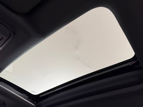 Used 2024 Honda CR-V Sport Touring image 14