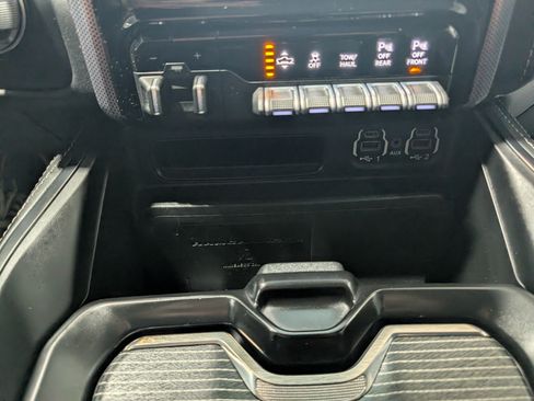Used 2020 RAM 1500 Limited AWD/4WD image 26