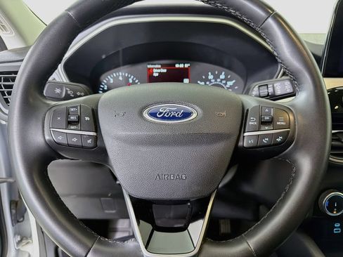Used 2022 Ford Escape SE w/ Convenience Package FWD image 15