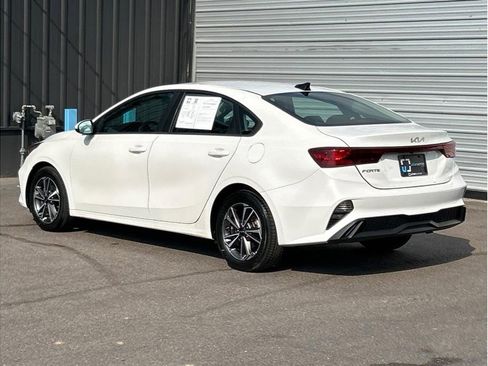 Used 2023 Kia Forte LXS FWD image 7