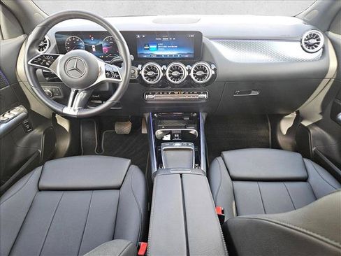 Certified 2025 Mercedes-Benz GLA 250 image 16
