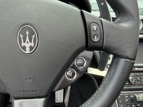Used 2013 Maserati GranTurismo Sport RWD image 43